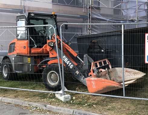 Hjullastare Everun ER 416 stulen i Skogås söder om Stockholm